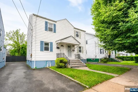 247 16th Street