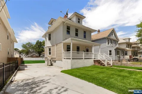 40 Teaneck