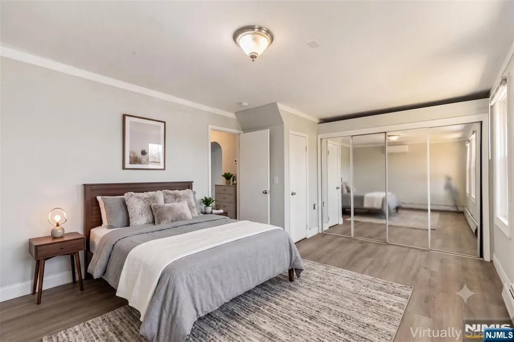 40 Teaneck Ridgefield Park, NJ 07660