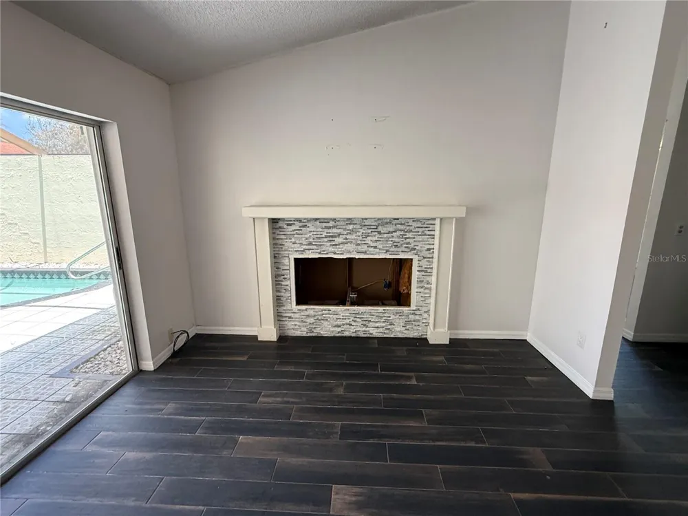4942 SAMOA CIRCLE #5 Orlando, FL 32808