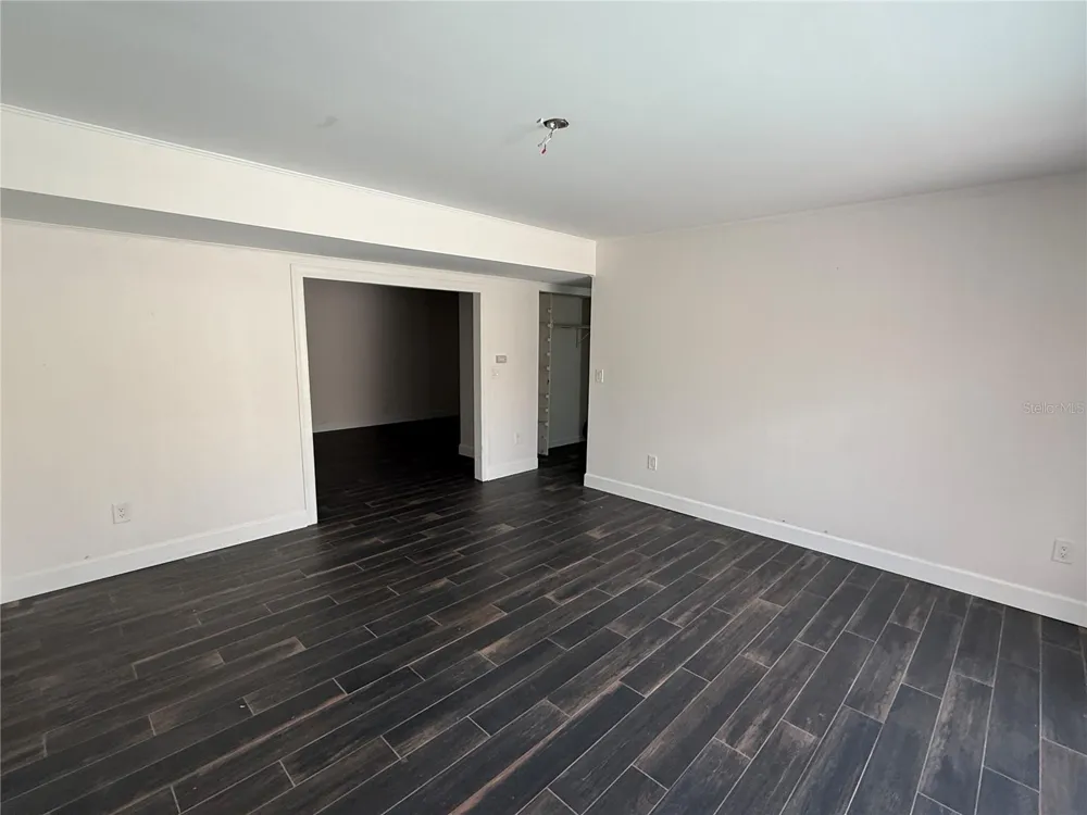 4942 SAMOA CIRCLE #5 Orlando, FL 32808