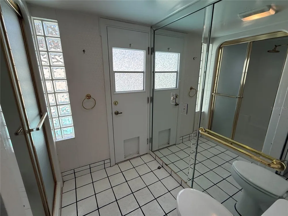 4942 SAMOA CIRCLE #5 Orlando, FL 32808
