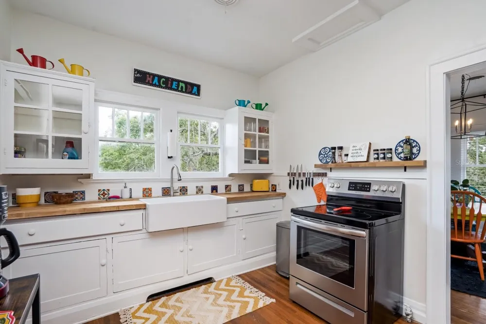 2003 12TH AVENUE W #B Bradenton, FL 34205