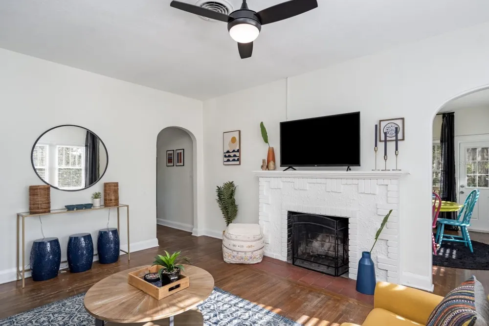 2003 12TH AVENUE W #B Bradenton, FL 34205