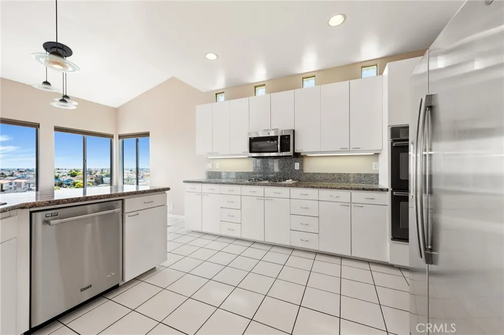 1536 Silver Hermosa Beach, CA 90254