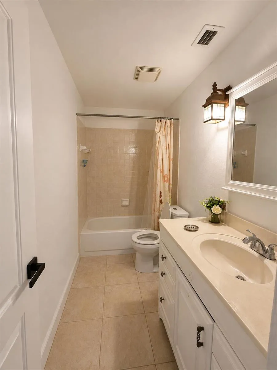 5040 SW 117th Way Cooper City, FL 33330