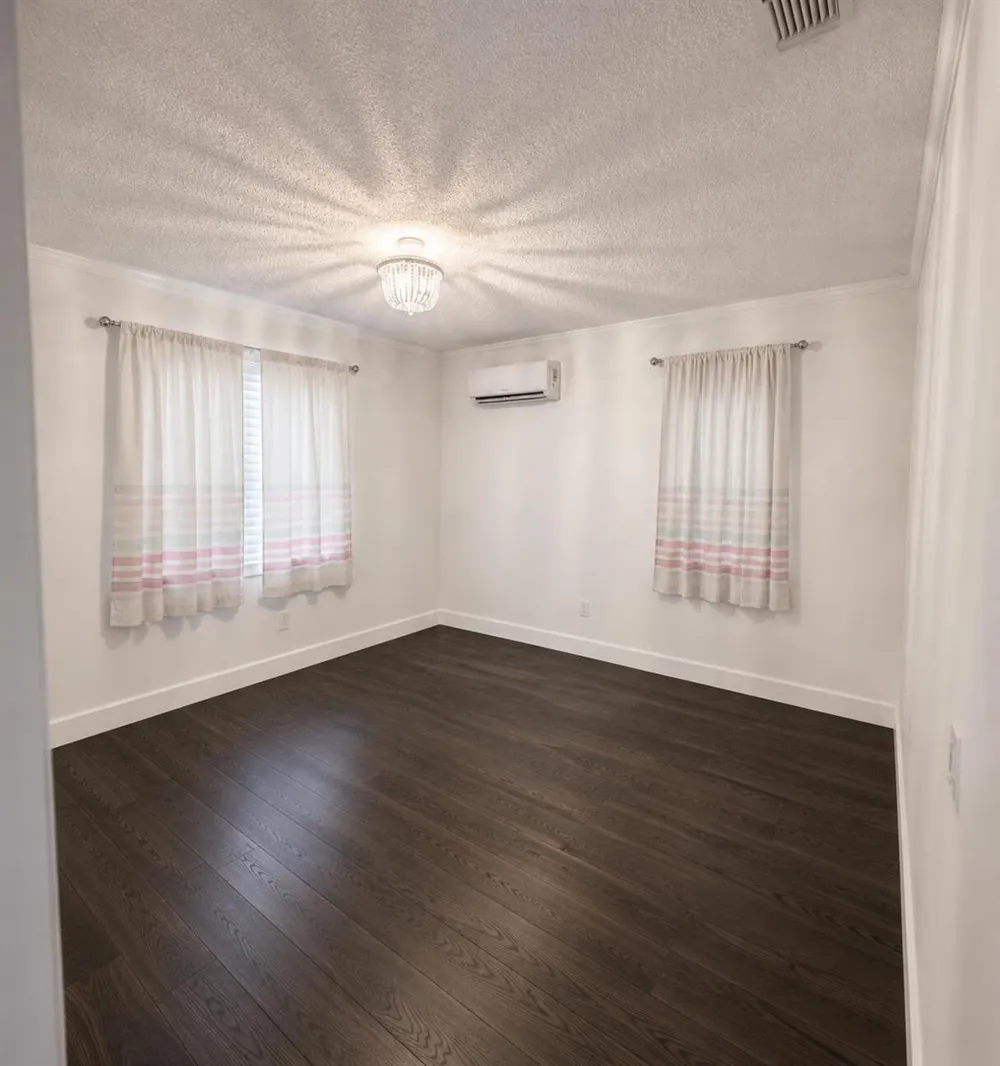5040 SW 117th Way Cooper City, FL 33330