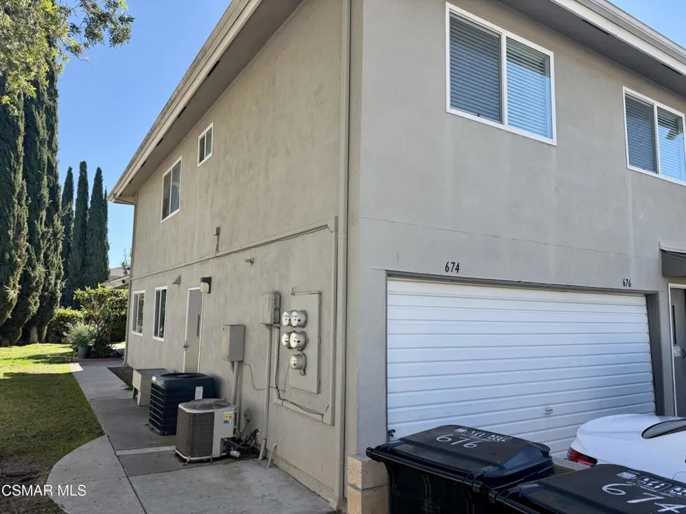 676 Avenida Del Platino Newbury Park, CA 91320
