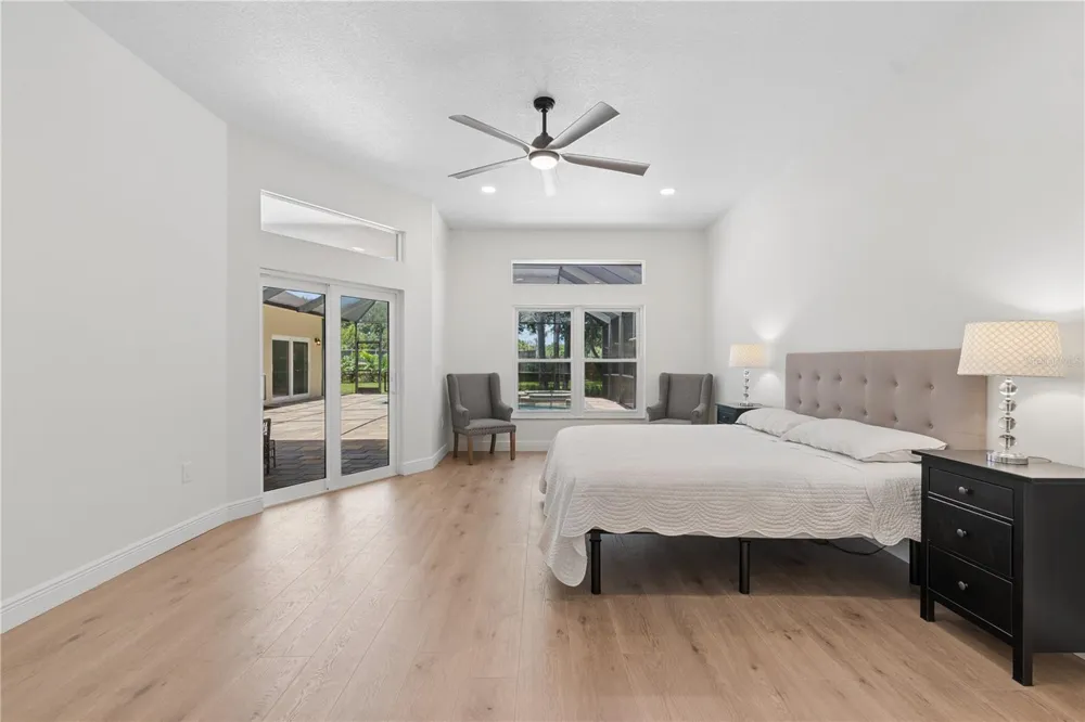 18811 VICTOR MANUEL DRIVE Lutz, FL 33548