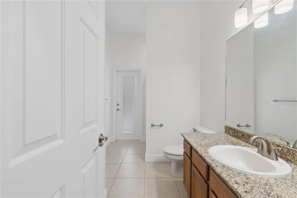 18811 VICTOR MANUEL DRIVE Lutz, FL 33548
