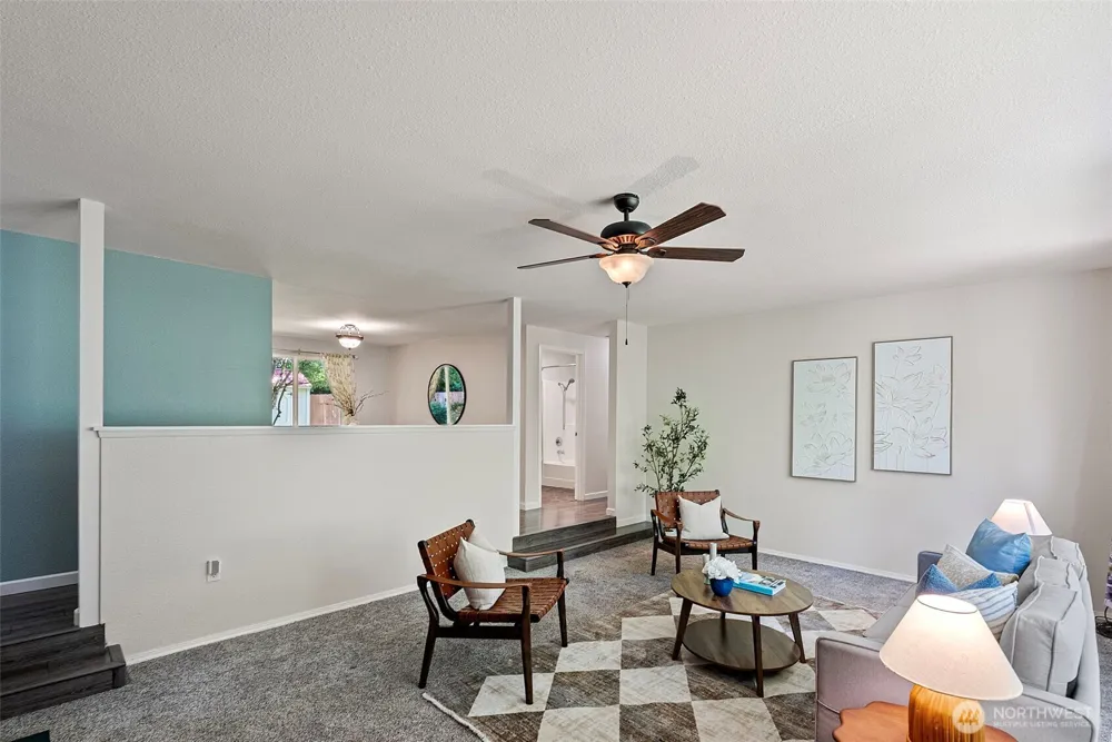 19064 10th Avenue NE Poulsbo, WA 98370