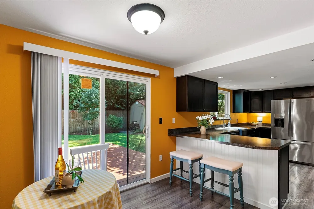 19064 10th Avenue NE Poulsbo, WA 98370