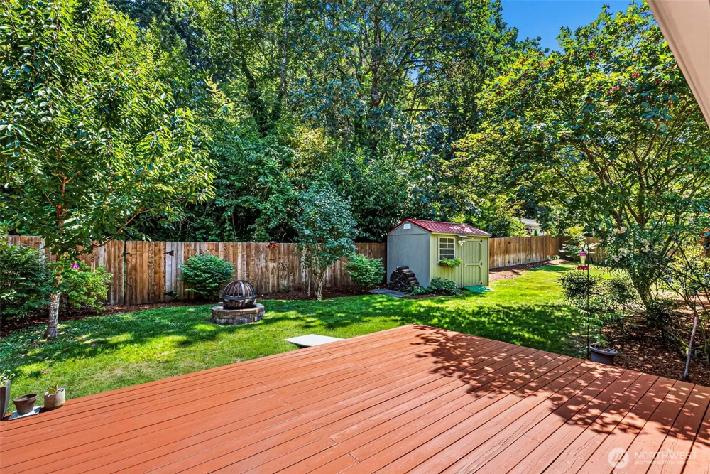 19064 10th Avenue NE Poulsbo, WA 98370