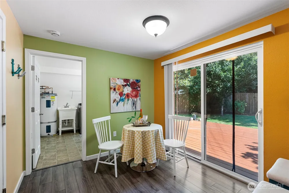 19064 10th Avenue NE Poulsbo, WA 98370