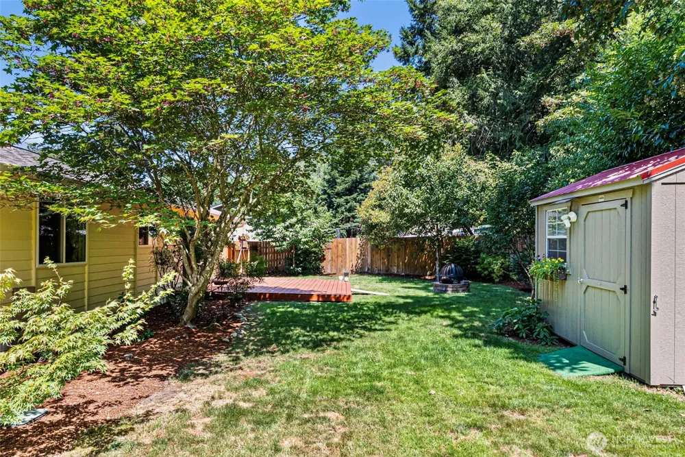 19064 10th Avenue NE Poulsbo, WA 98370