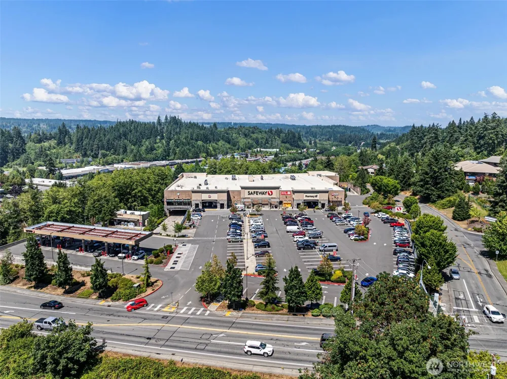 19064 10th Avenue NE Poulsbo, WA 98370