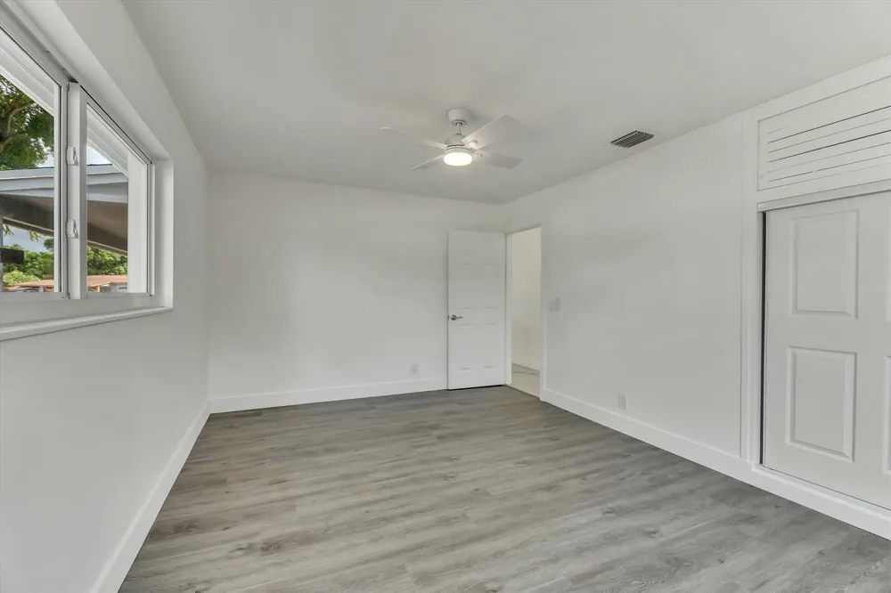1404 SW 1ST AVENUE Deerfield Beach, FL 33441