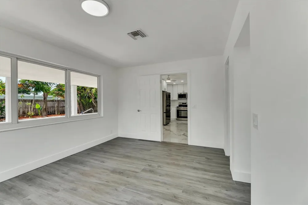 1404 SW 1ST AVENUE Deerfield Beach, FL 33441