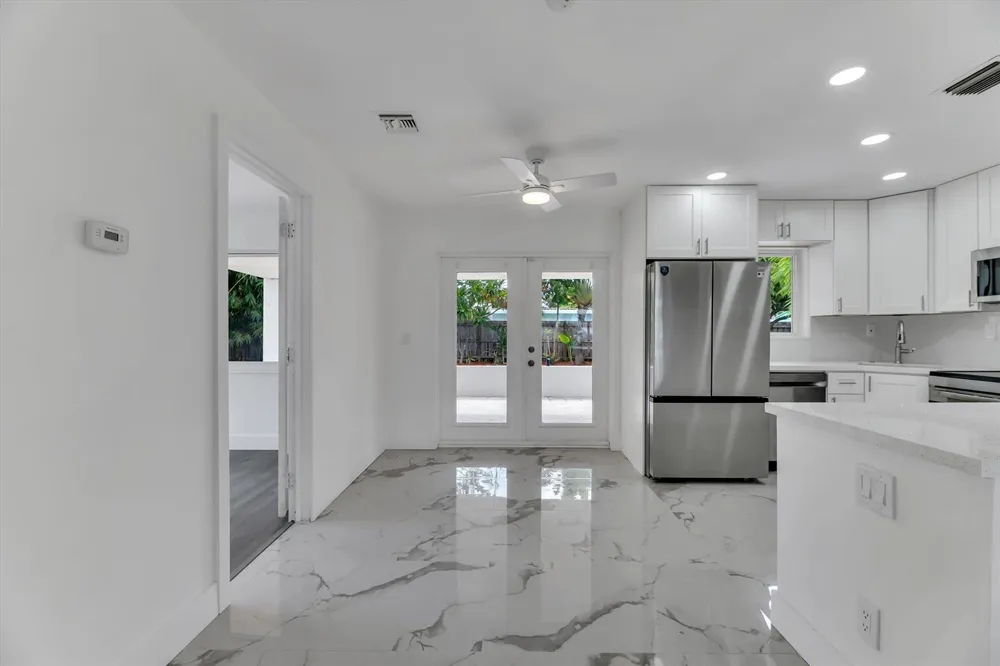 1404 SW 1ST AVENUE Deerfield Beach, FL 33441
