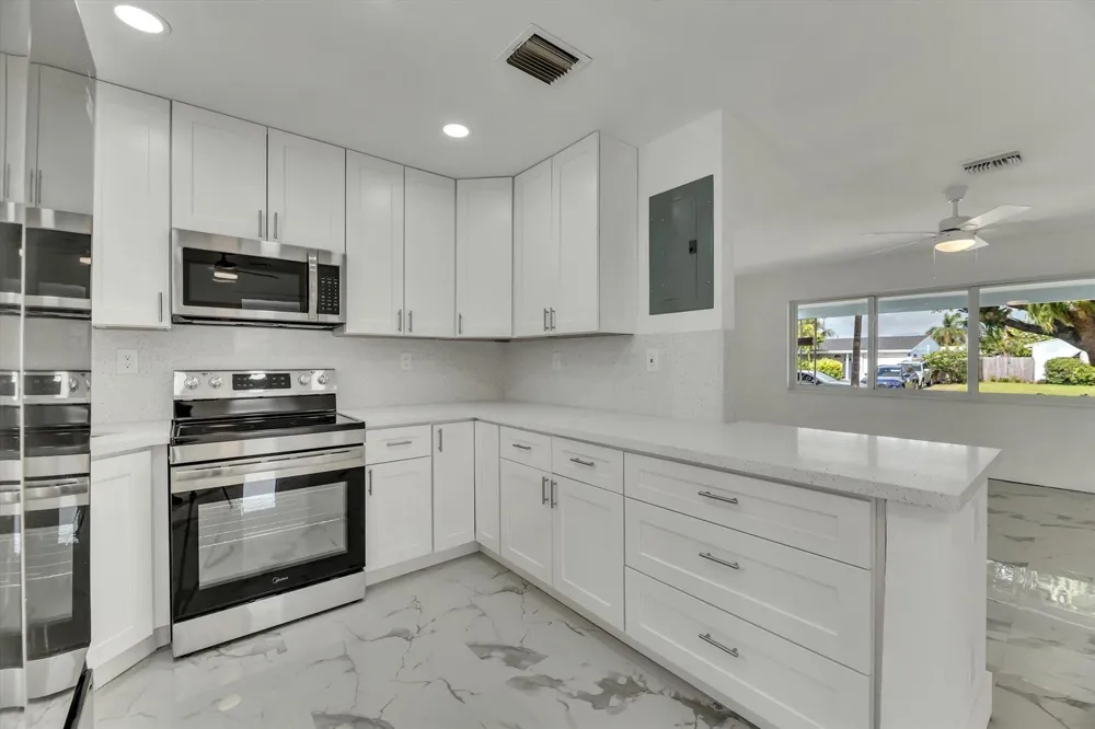 1404 SW 1ST AVENUE Deerfield Beach, FL 33441