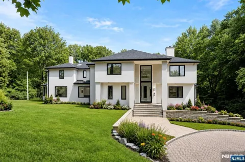 1 Lambs Lane