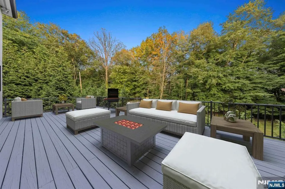 1 Lambs Lane Cresskill, NJ 07626