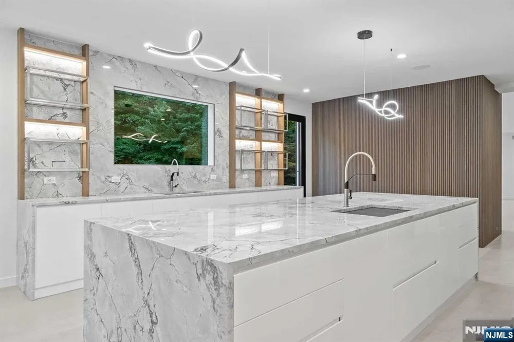 1 Lambs Lane Cresskill, NJ 07626