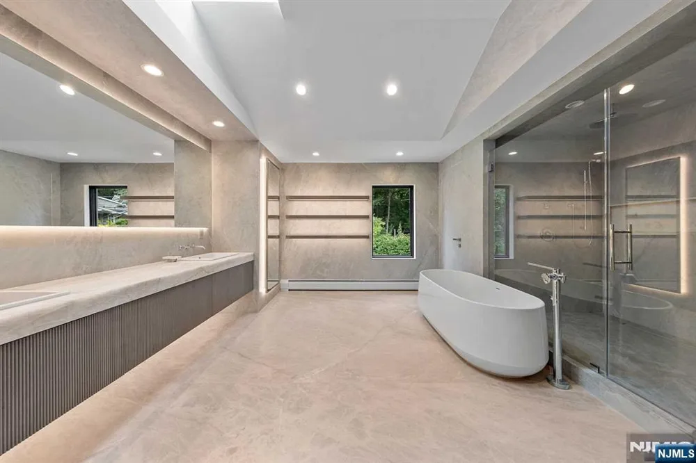 1 Lambs Lane Cresskill, NJ 07626