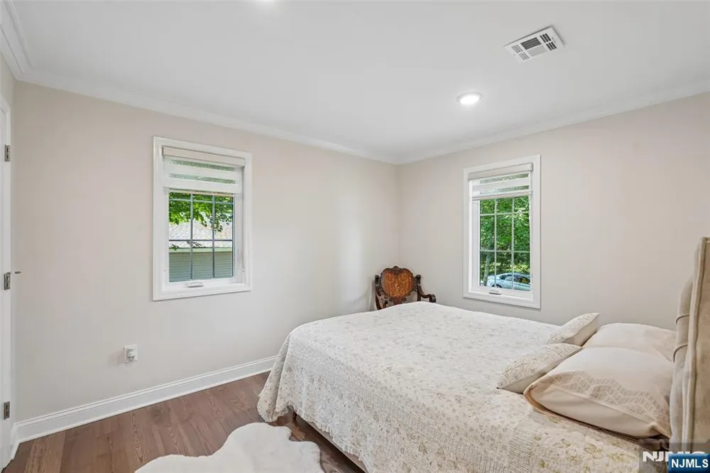 12 Parker Place Upper Saddle River, NJ 07458