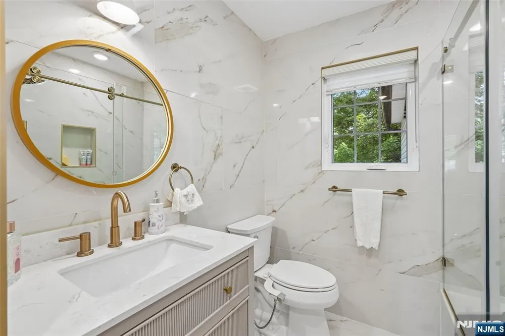 12 Parker Place Upper Saddle River, NJ 07458