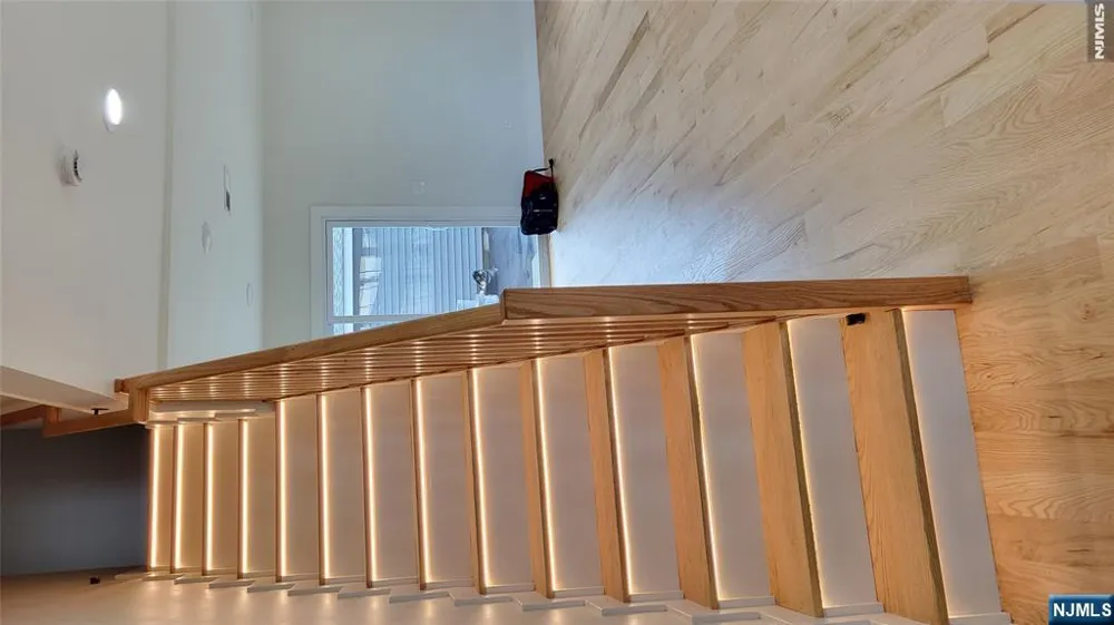 135 Lake Shore Drive Morris Township, NJ 07054