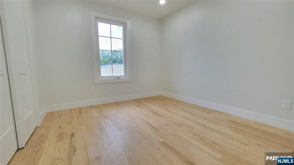 135 Lake Shore Drive Morris Township, NJ 07054
