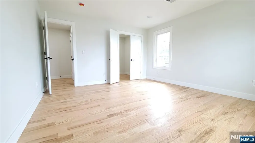 135 Lake Shore Drive Morris Township, NJ 07054