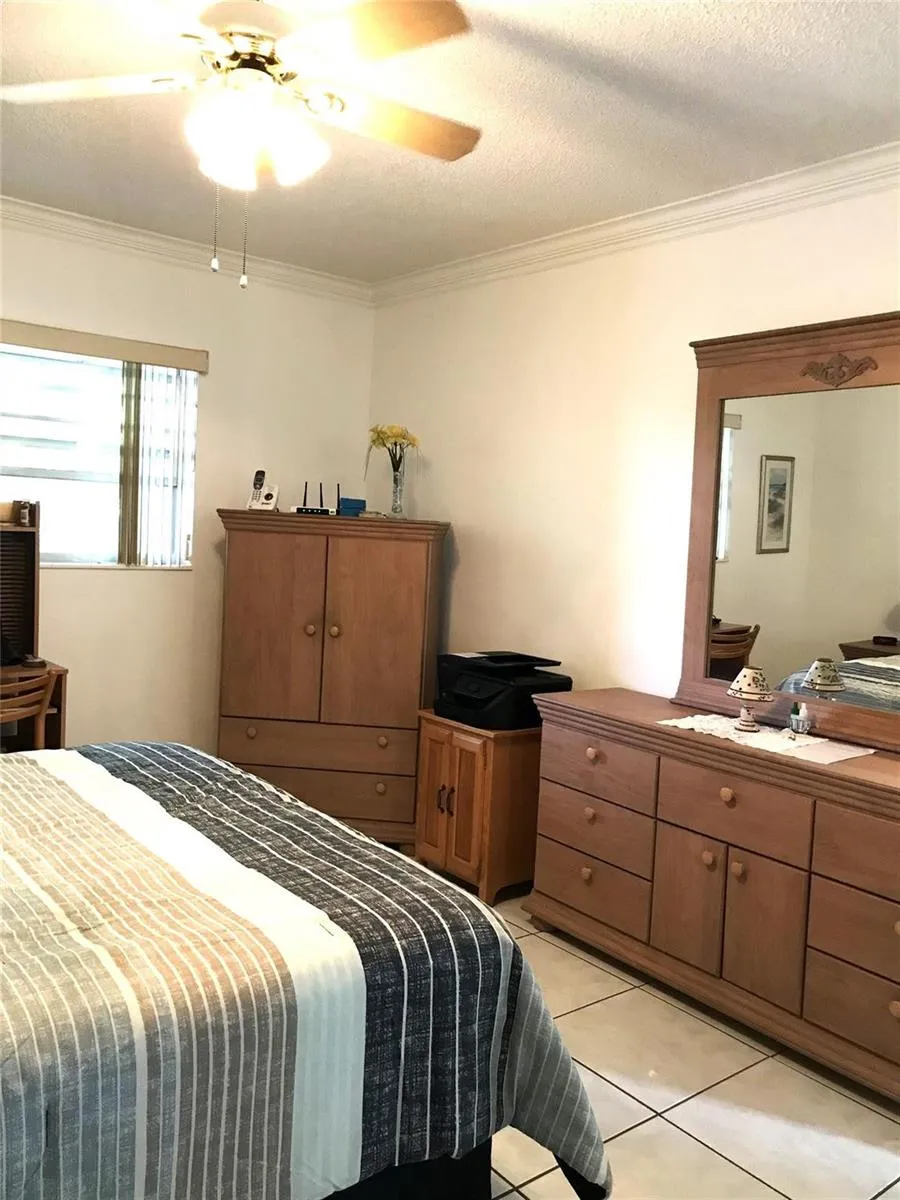 5003 NW 35th Street #508 Lauderdale Lakes, FL 33319