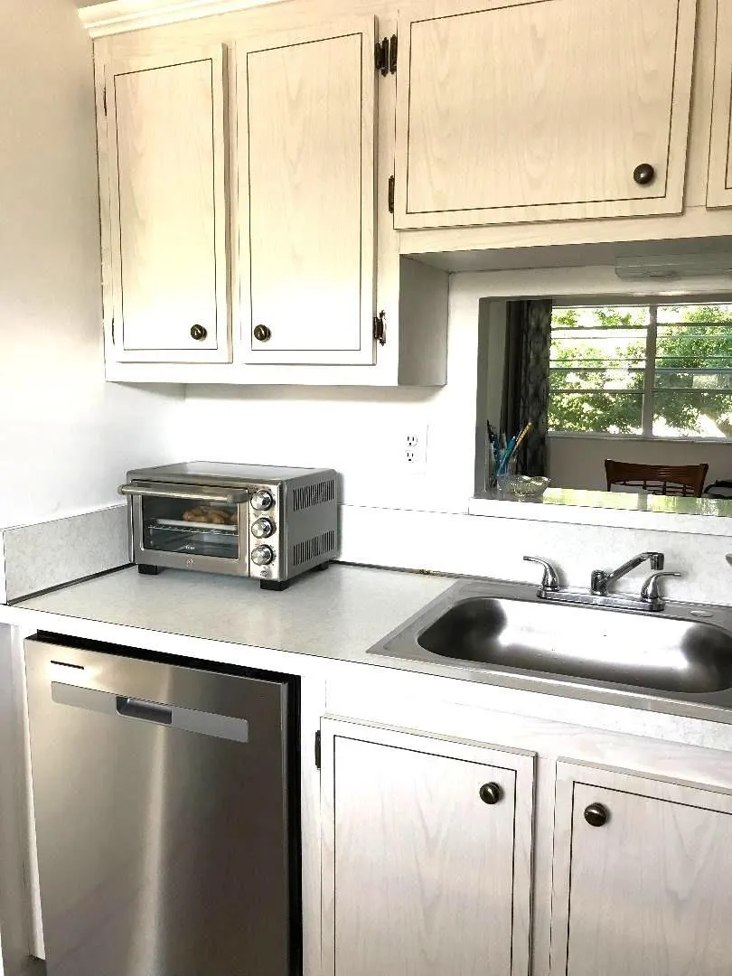 5003 NW 35th Street #508 Lauderdale Lakes, FL 33319