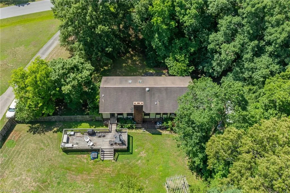 601 Burning Bush Drive Pleasant Garden, NC 27313