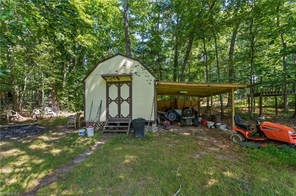 601 Burning Bush Drive Pleasant Garden, NC 27313