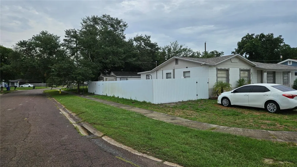 3502 LIBBY LOOP Tampa, FL 33619