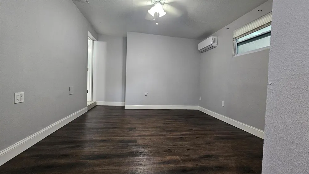 3502 LIBBY LOOP Tampa, FL 33619