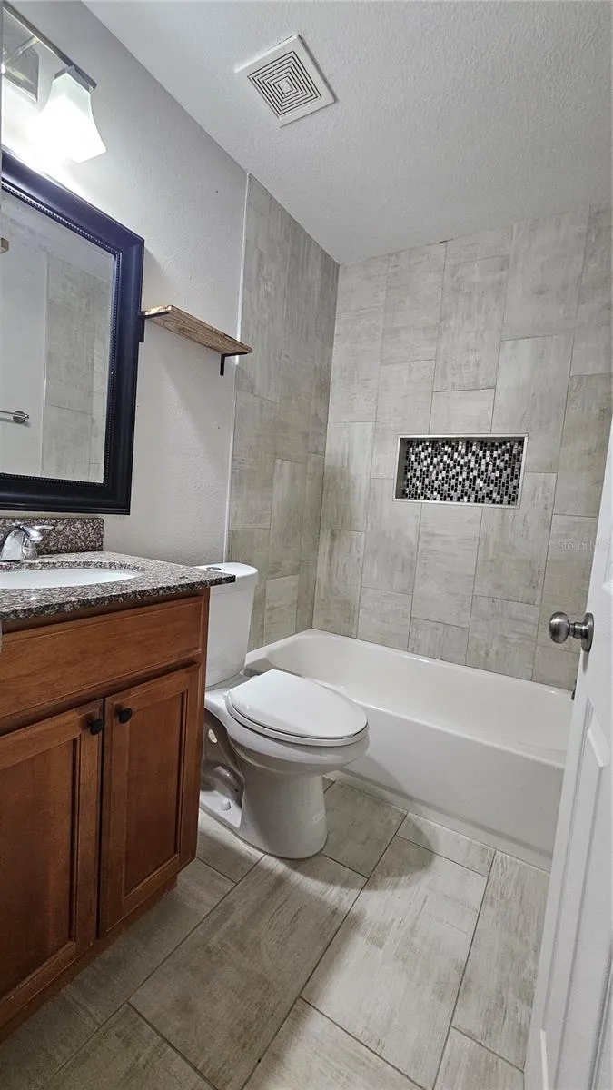 3502 LIBBY LOOP Tampa, FL 33619