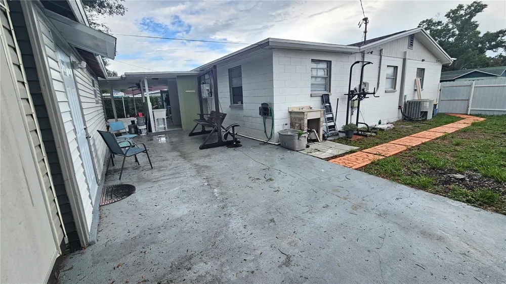 3502 LIBBY LOOP Tampa, FL 33619
