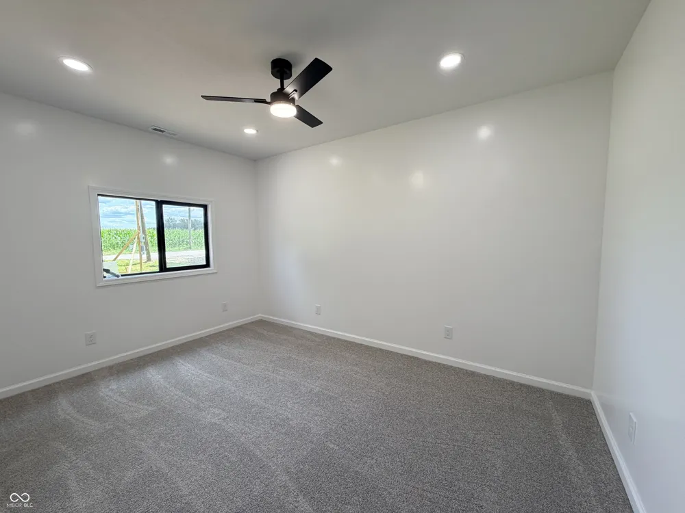 4204 S Kingman Road Kingman, IN 47952