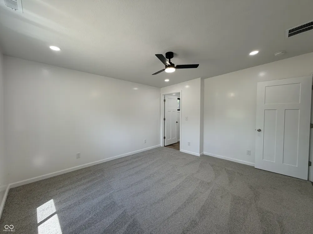 4204 S Kingman Road Kingman, IN 47952