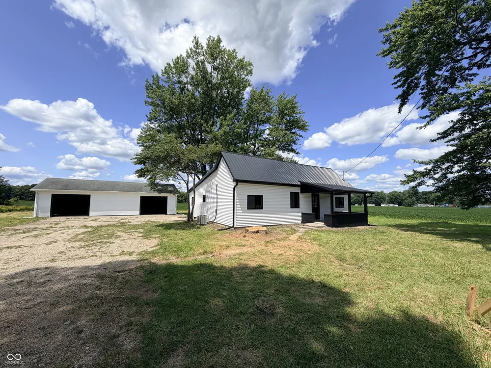 4204 S Kingman Road Kingman, IN 47952