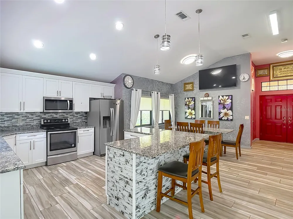 16040 PENWOOD DRIVE Tampa, FL 33647