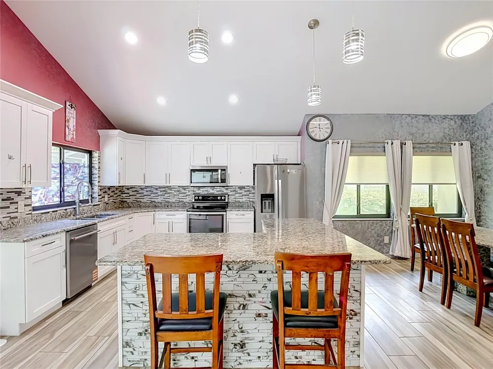 16040 PENWOOD DRIVE Tampa, FL 33647