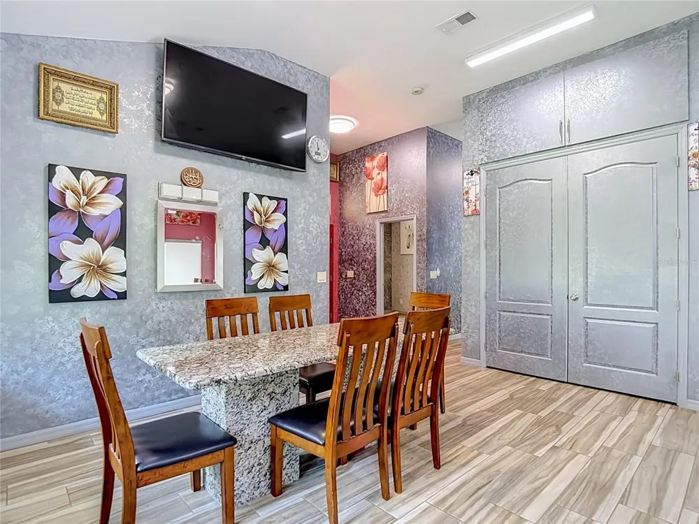 16040 PENWOOD DRIVE Tampa, FL 33647