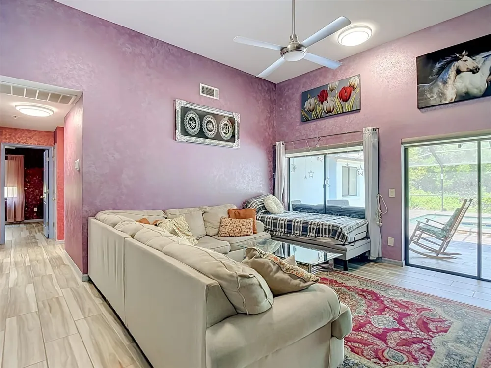 16040 PENWOOD DRIVE Tampa, FL 33647