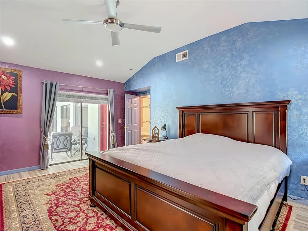 16040 PENWOOD DRIVE Tampa, FL 33647