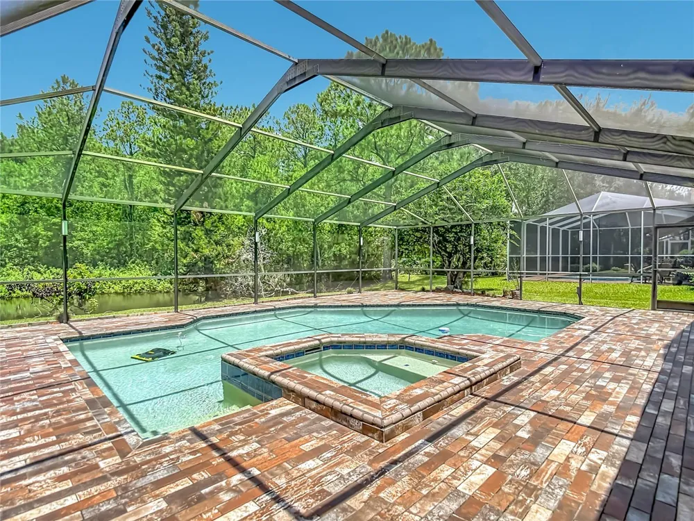 16040 PENWOOD DRIVE Tampa, FL 33647